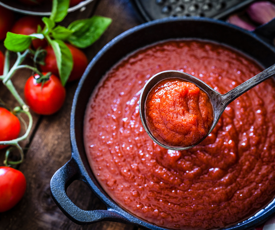Exploring the Art of Crafting an Authentic Neapolitan Pizza: Distinguishing Tomato Pizza Sauce from Other Tomato Pasta Sauces